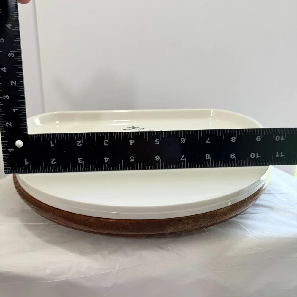La Maison des Perles Paris Ceramic Vanity Tray Oval White Porcelain Trinket Dish